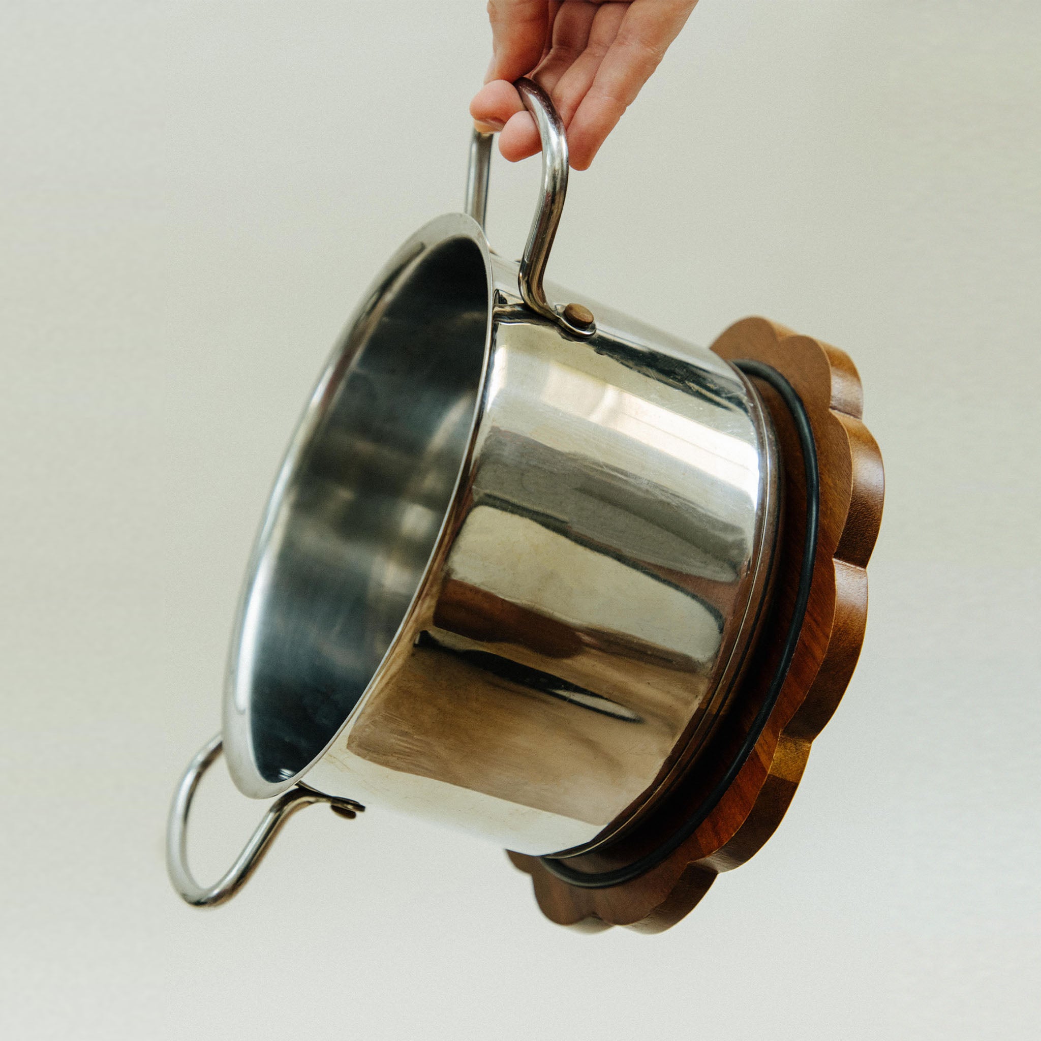 Magnetic Wood Trivet